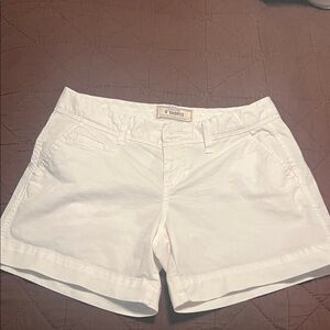 Old Navy Women's Classic White Bermudas